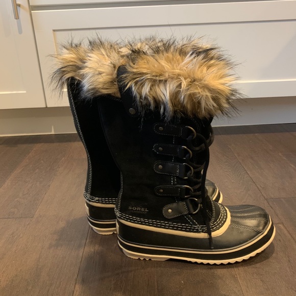 Sorel Shoes - Like new sorel boots